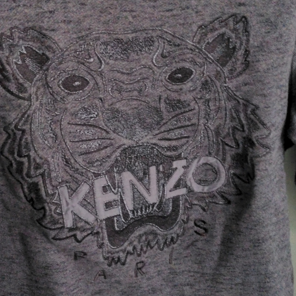KENZO's most emblematic tiger sweatshirt - Picture 4 of 11